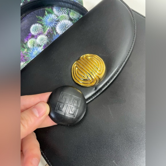 Vintage Givenchy handle satchel bag black, 2 ways⚡️ - Picture 15 of 16